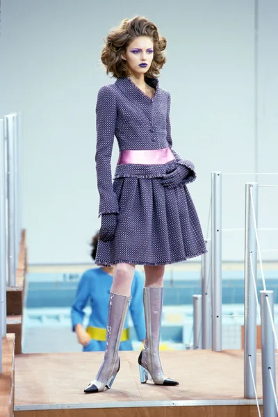 Look 32